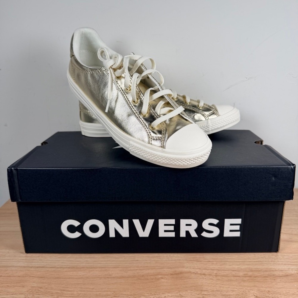 Converse CTAS Dainty Lucky Ox Sneaker Size 7 Gold Egret Metallic Low Top A15448C